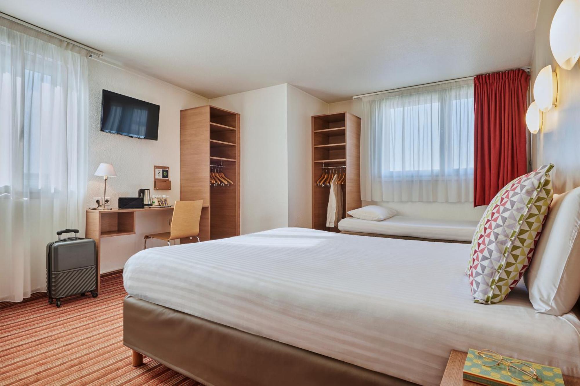 Campanile Paris 12 - Bercy Village Exterior photo